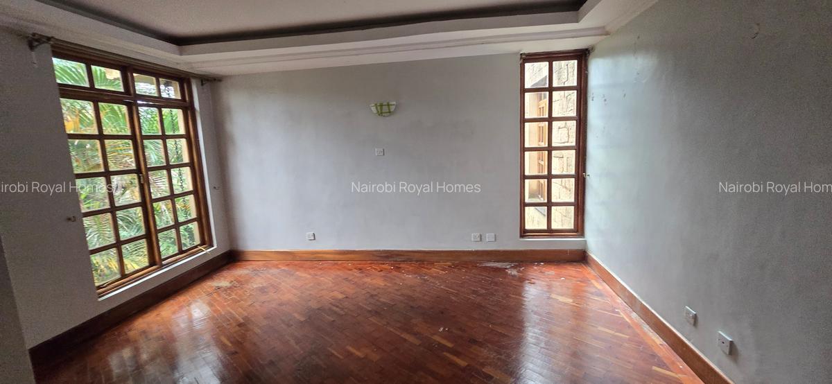4 Bed House with En Suite at Runda Road - 7