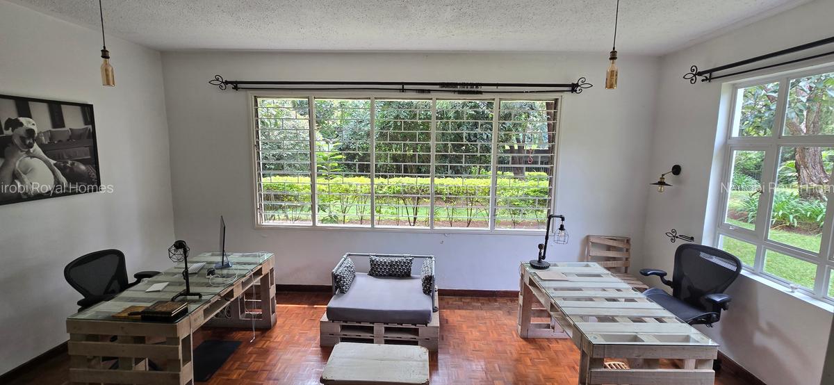 4 Bed House with En Suite at Loresho Road - 7