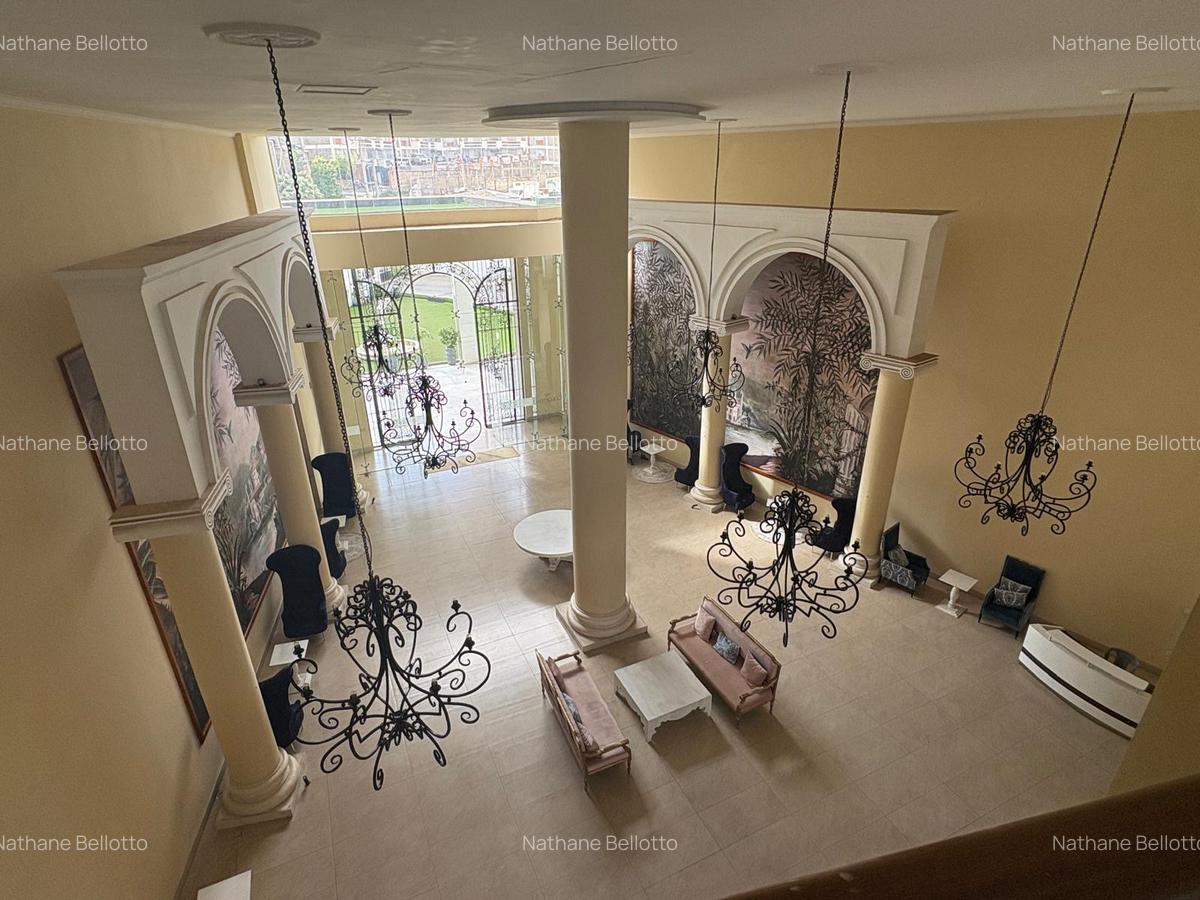 Serviced 2 Bed Apartment with En Suite in Parklands - 1