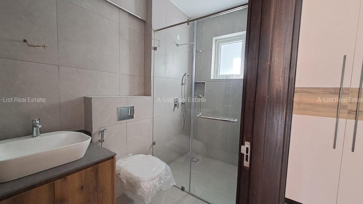 2 Bed Apartment with En Suite at General Mathenge - 9