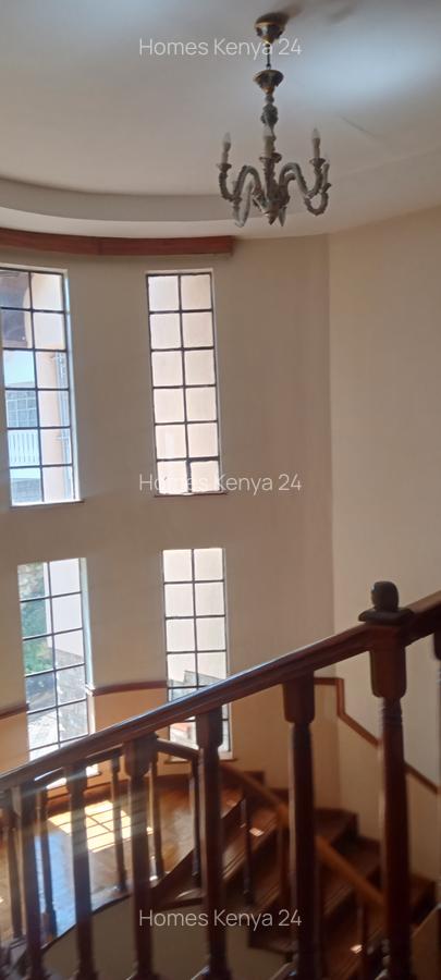 5 Bed House in Runda - 19