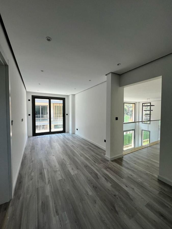 5 Bed Townhouse in Lavington - 11