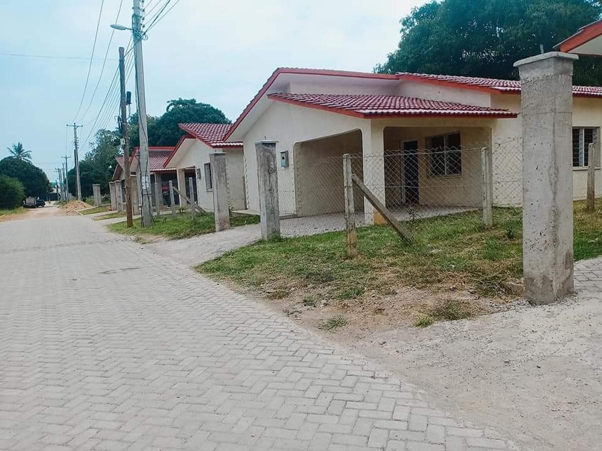 3 Bed Apartment with En Suite in Nyali Area - 12