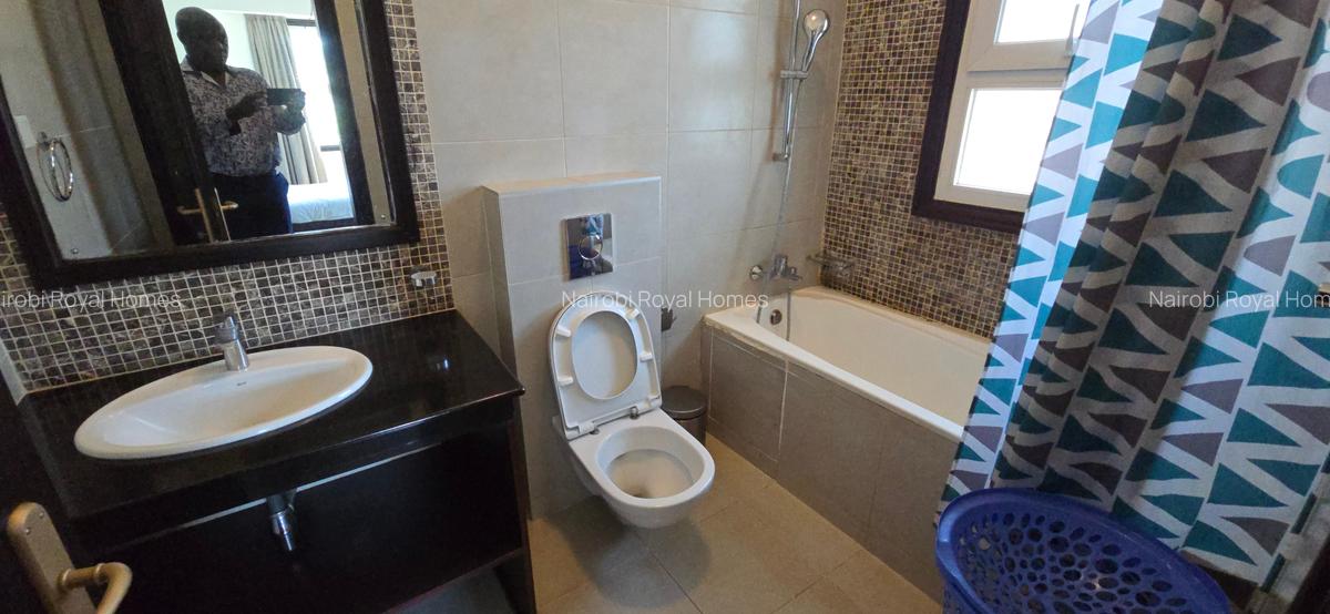 4 Bed House with En Suite at Jade Valley - 6