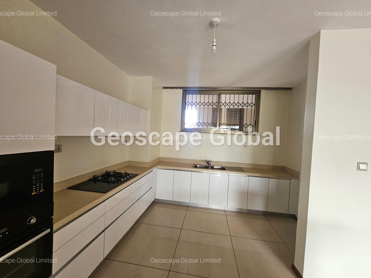 3 Bed Apartment with En Suite in Muthaiga - 4