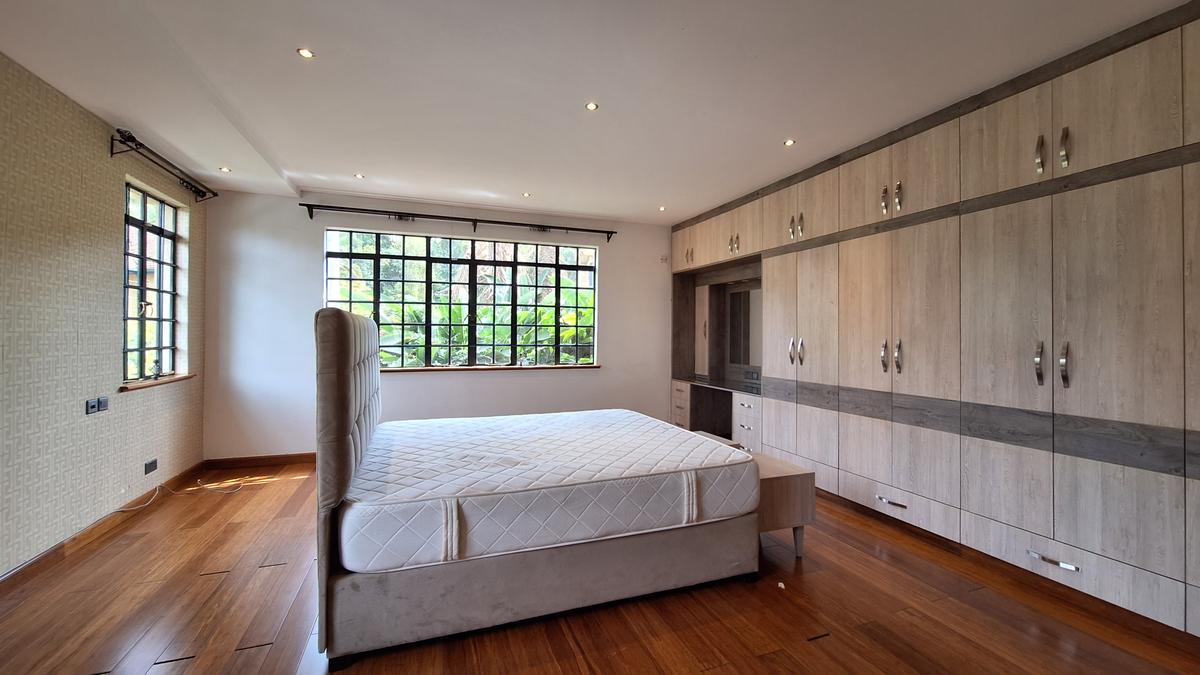 5 Bed Townhouse with En Suite at Old Kitisuru. - 9