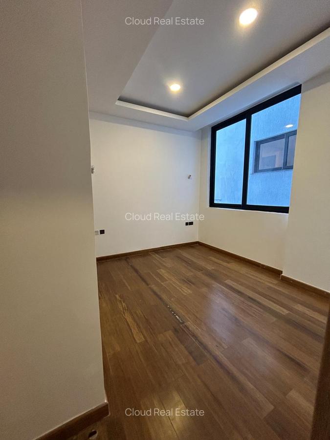 4 Bed Apartment with Staff Quarters in Westlands Area - 15