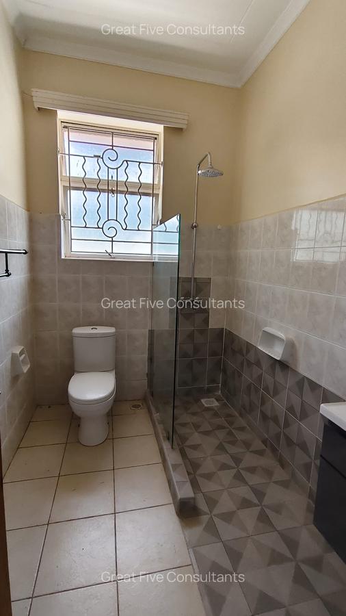 4 Bed House with En Suite in Thigiri - 14