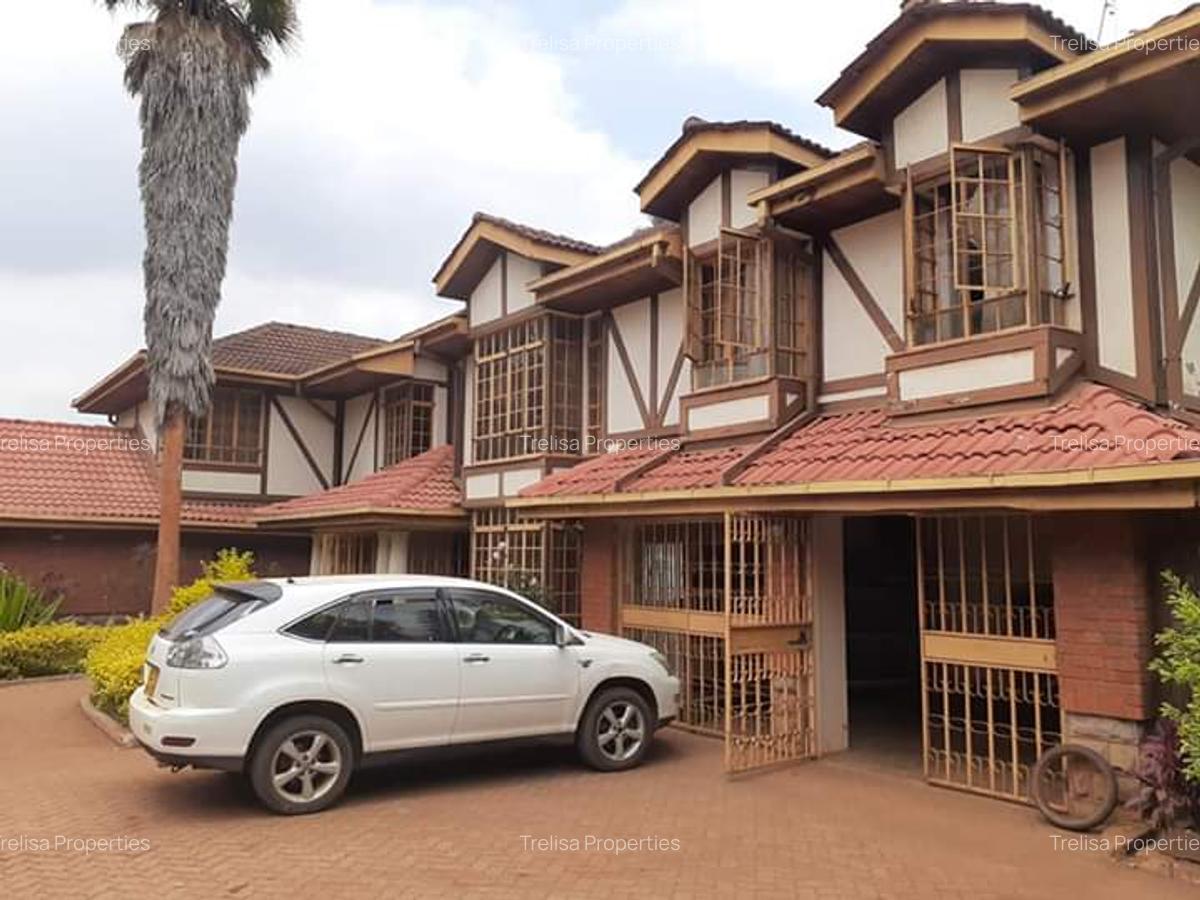 5 Bed Townhouse with En Suite at Mimosa Drive - 7