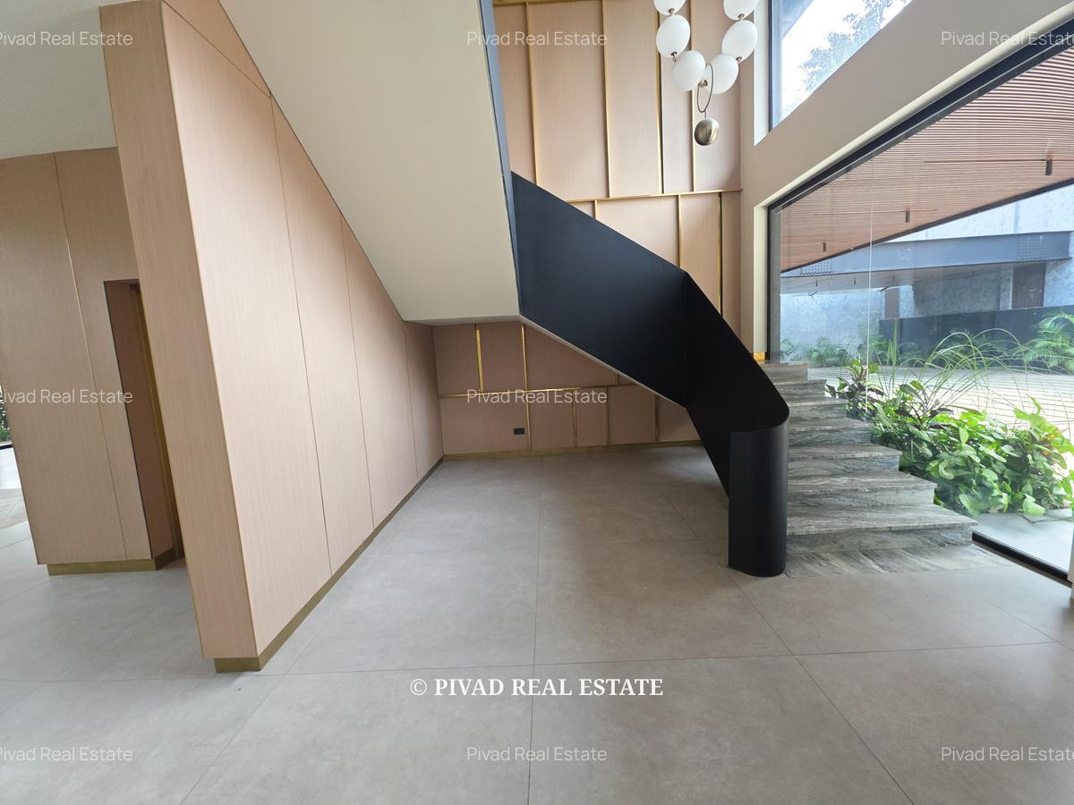 5 Bed House with Swimming Pool in Kitisuru - 15