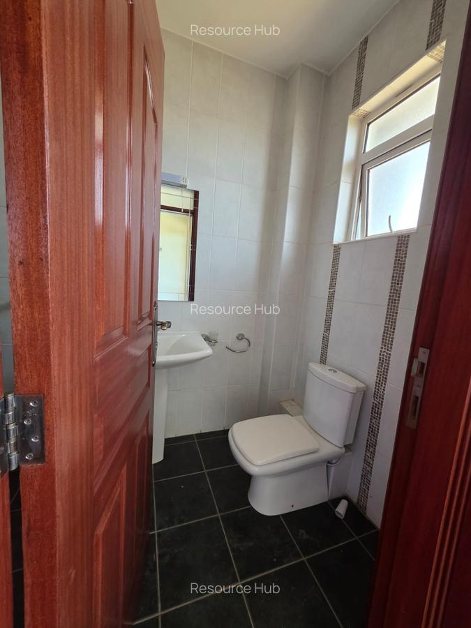 3 Bed Apartment with En Suite at Off Brookside Drive - 10