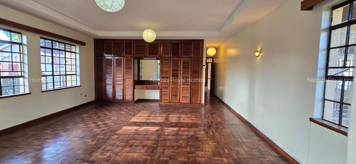 5 Bed House with En Suite at Runda Road - 18