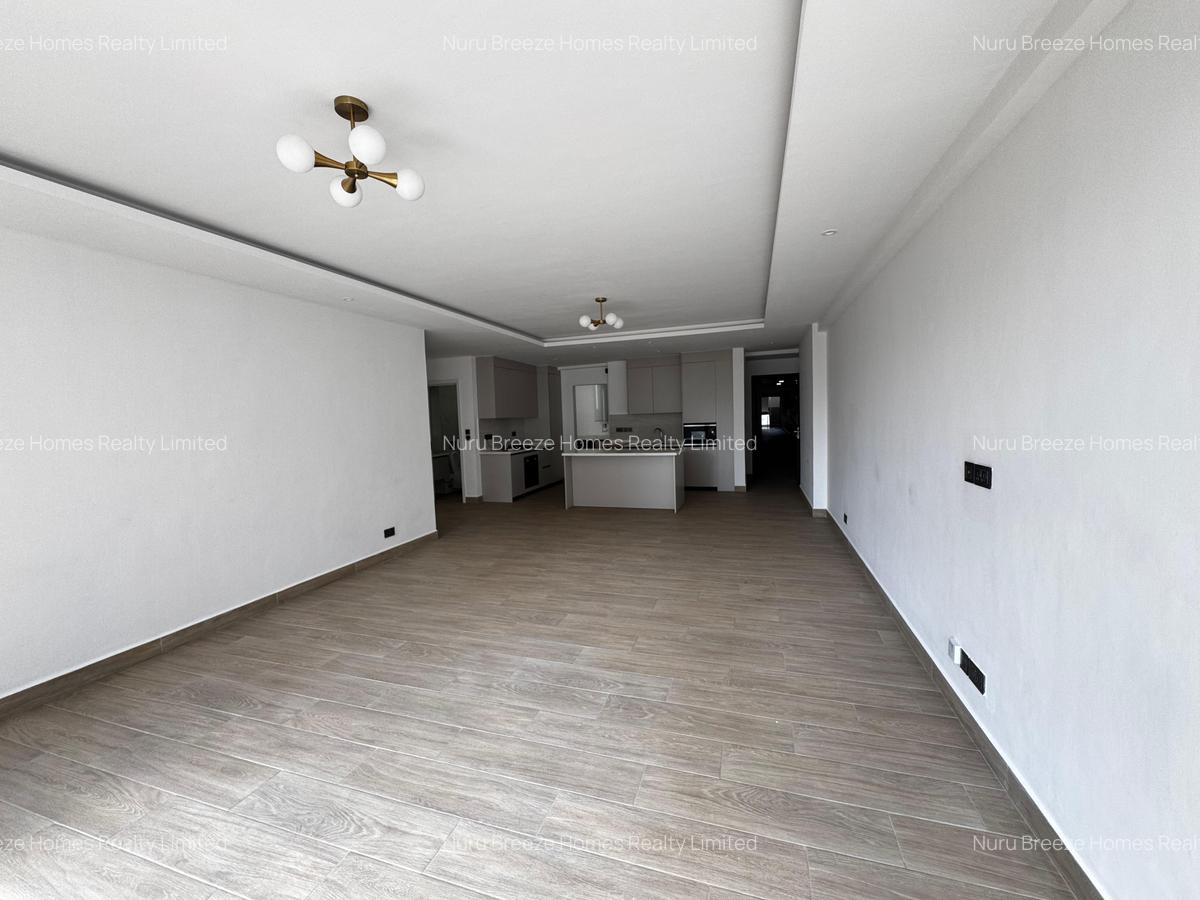 3 Bed Apartment with En Suite in Riverside - 12