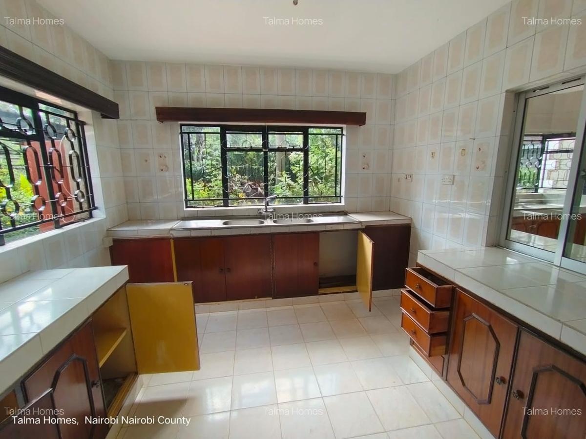 400 ft² Office with Parking at James Gichuru Road - 5