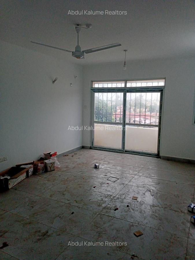 Serviced 3 Bed Apartment with En Suite at Bamburi - 11