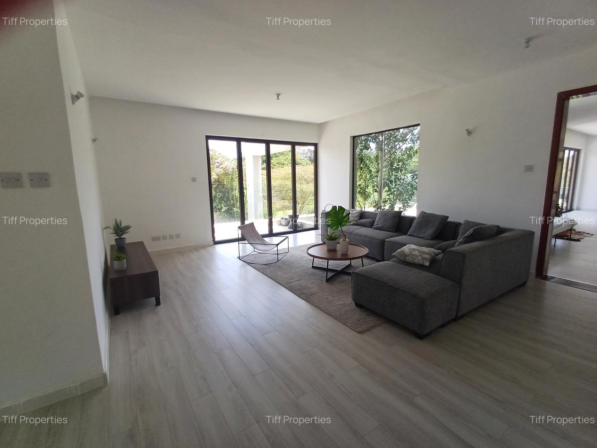 5 Bed Townhouse with En Suite in Karen - 18