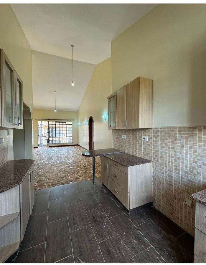 2 Bed Apartment with En Suite in Lavington - 8