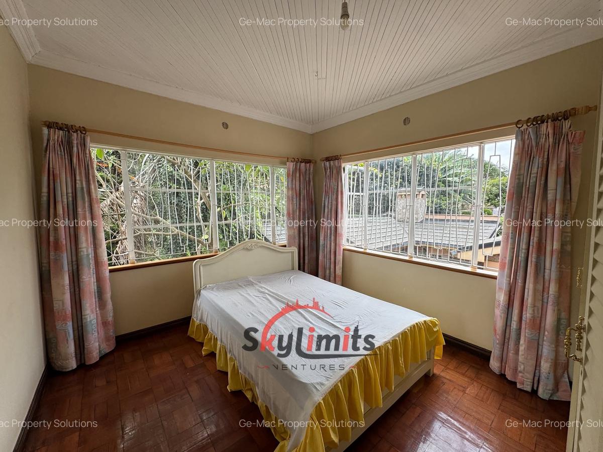 5 Bed House with En Suite in Runda - 5