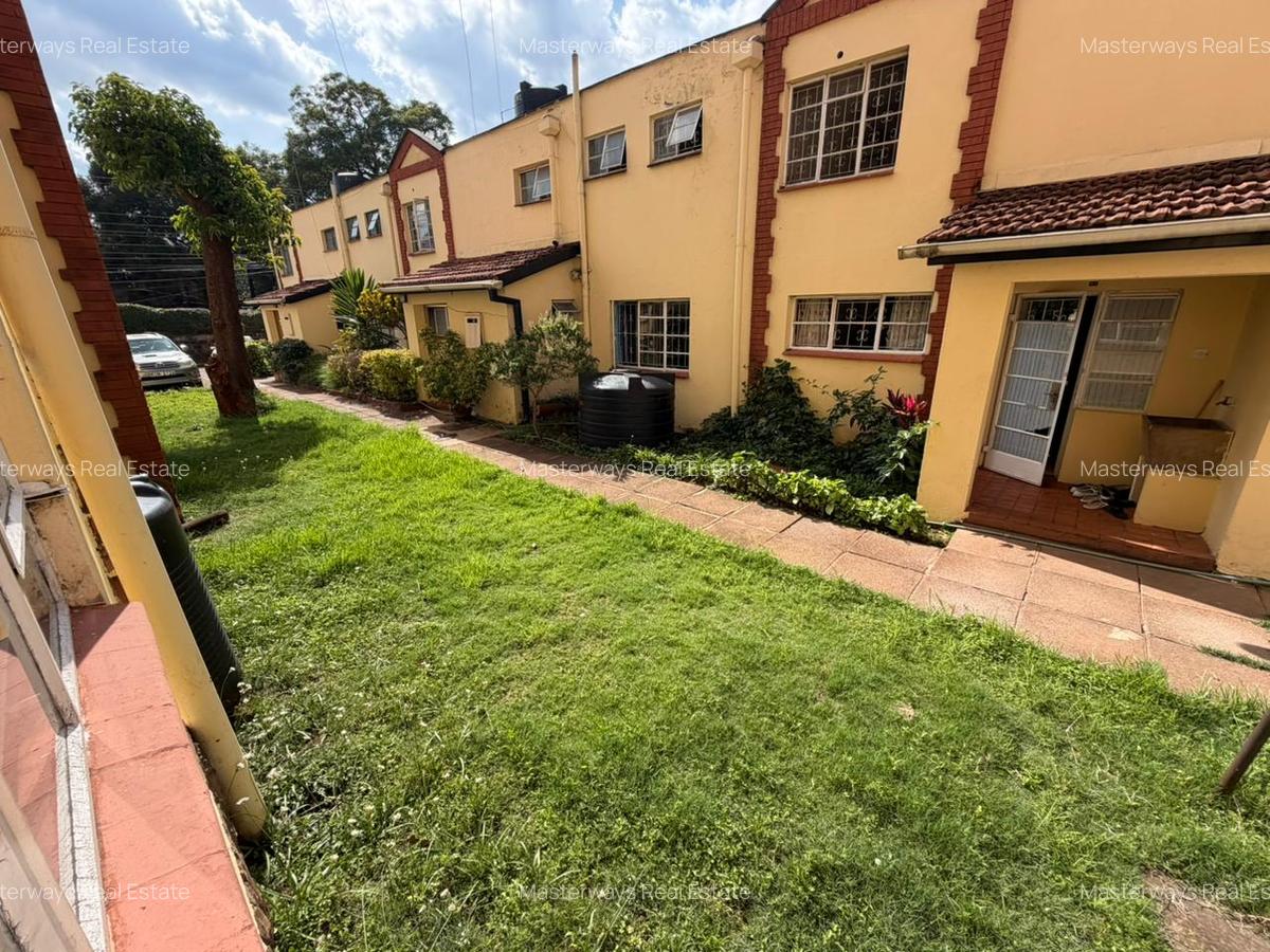 3 Bed Apartment with En Suite in Westlands Area - 8