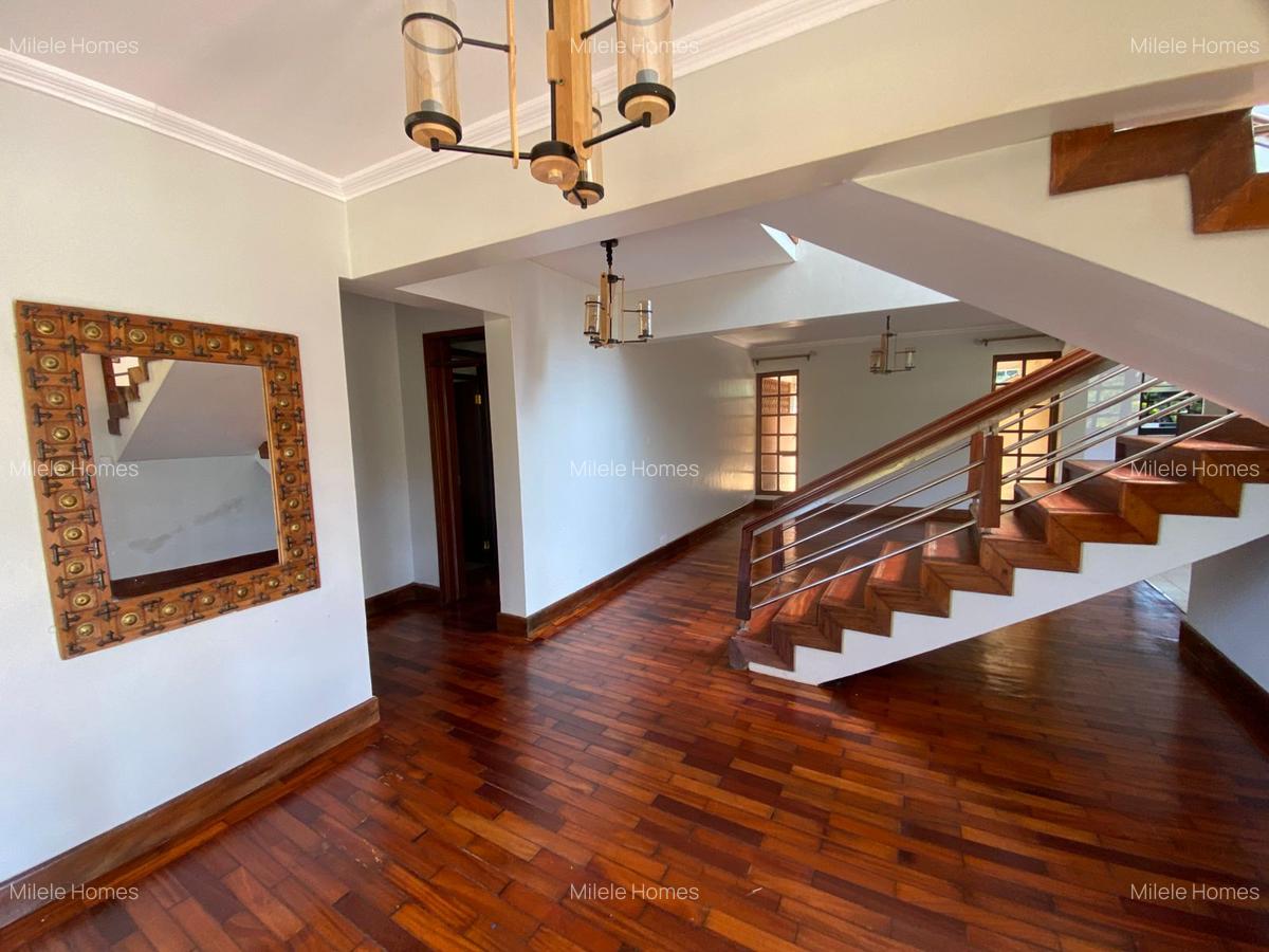 4 Bed Villa with En Suite at Mimosa - 19