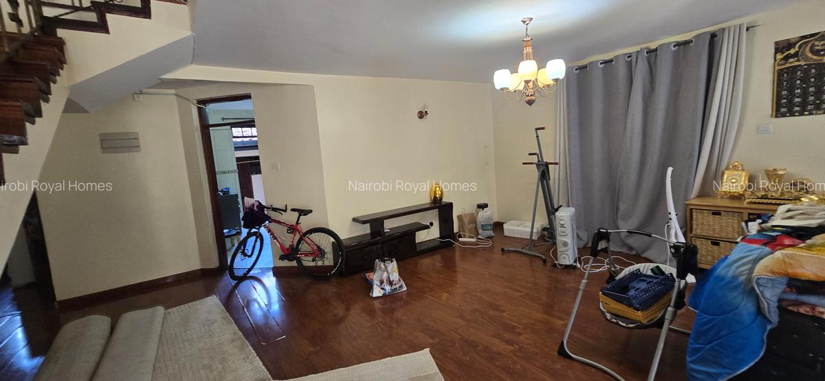 5 Bed Townhouse with En Suite at Lavington Green - 12