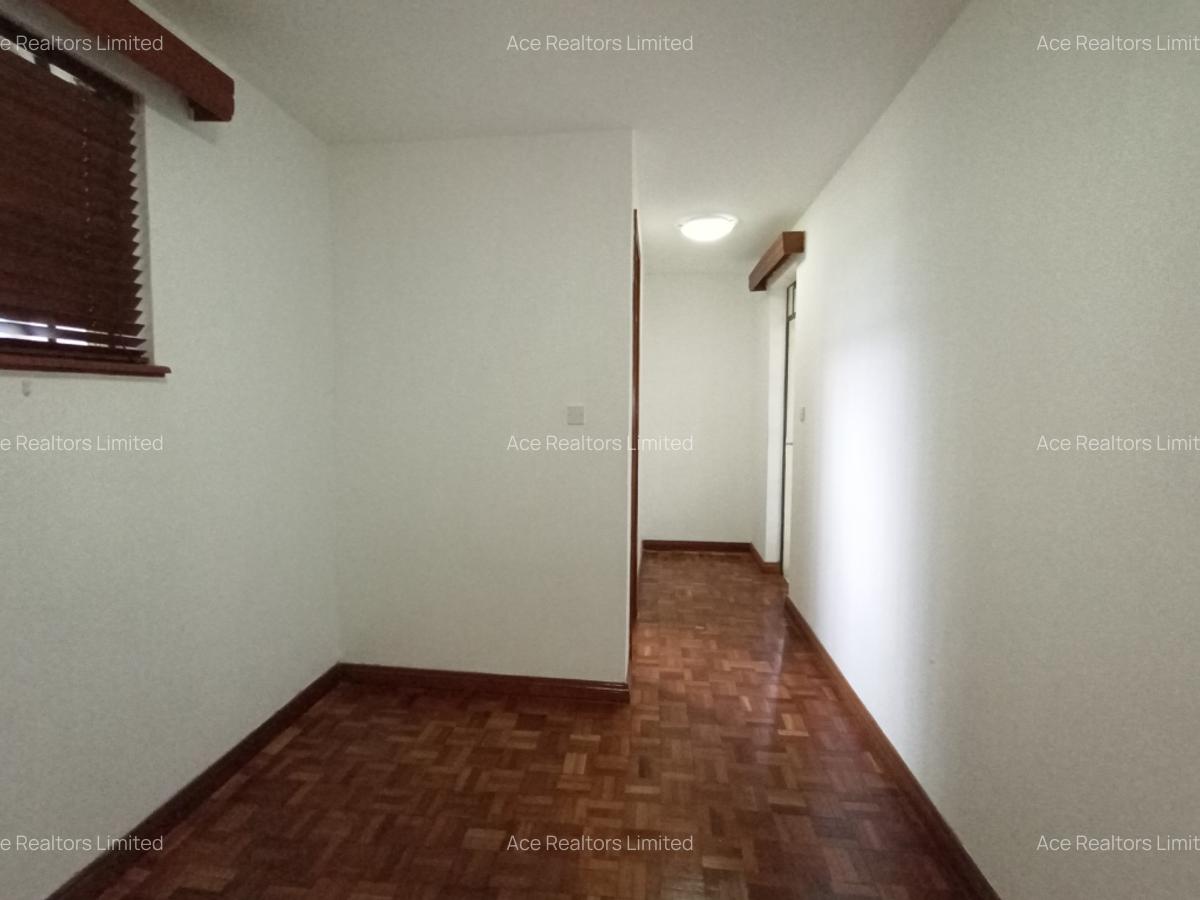 5 Bed Apartment with En Suite at Rhapta Road Duplex - 11