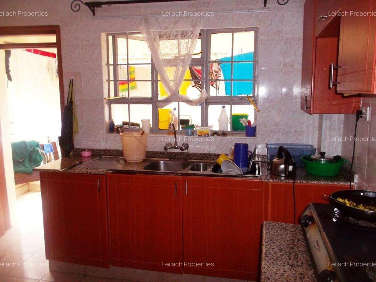 3 Bed Apartment with En Suite in Kilimani - 11
