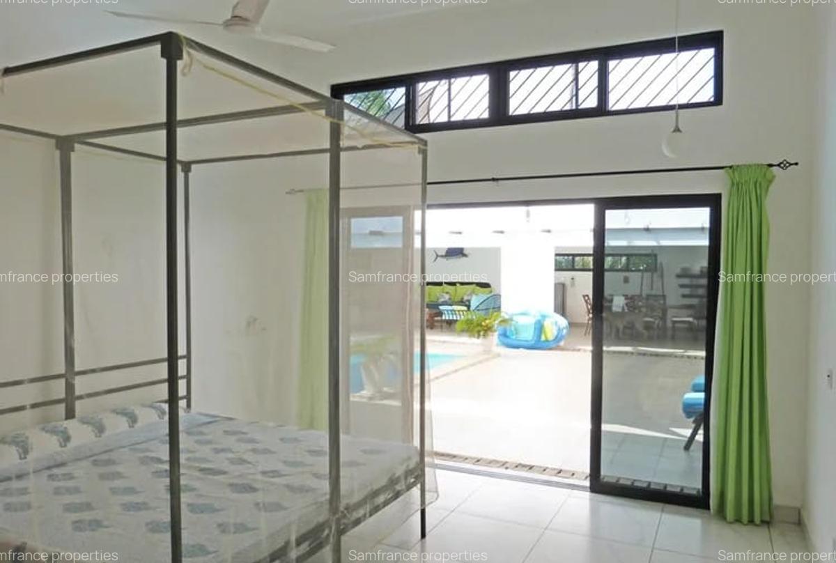 4 Bed Villa with En Suite in Watamu - 9