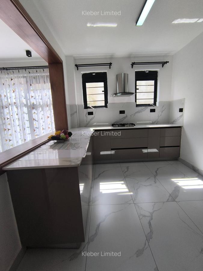 4 Bed House with En Suite at Muhuri Road - 6