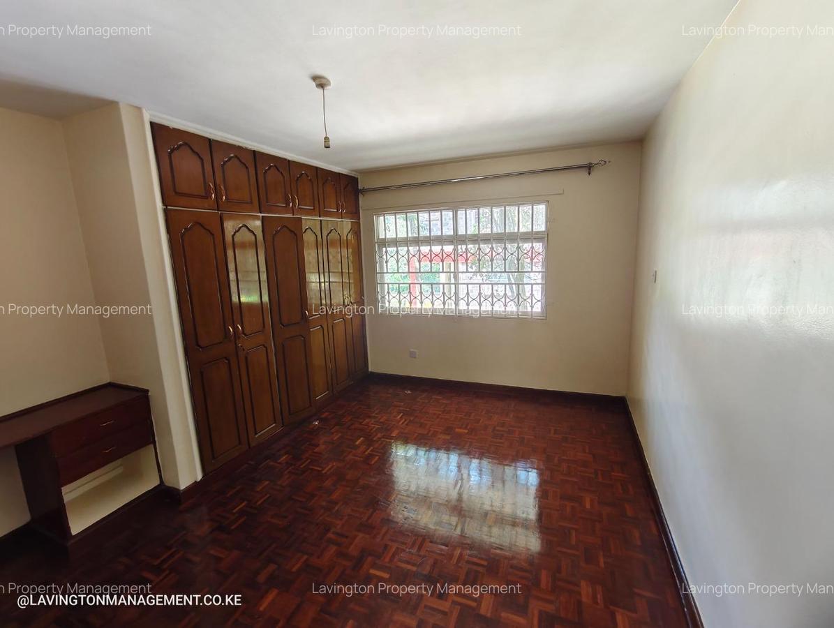 4 Bed Townhouse with En Suite at Lavington Green - 8
