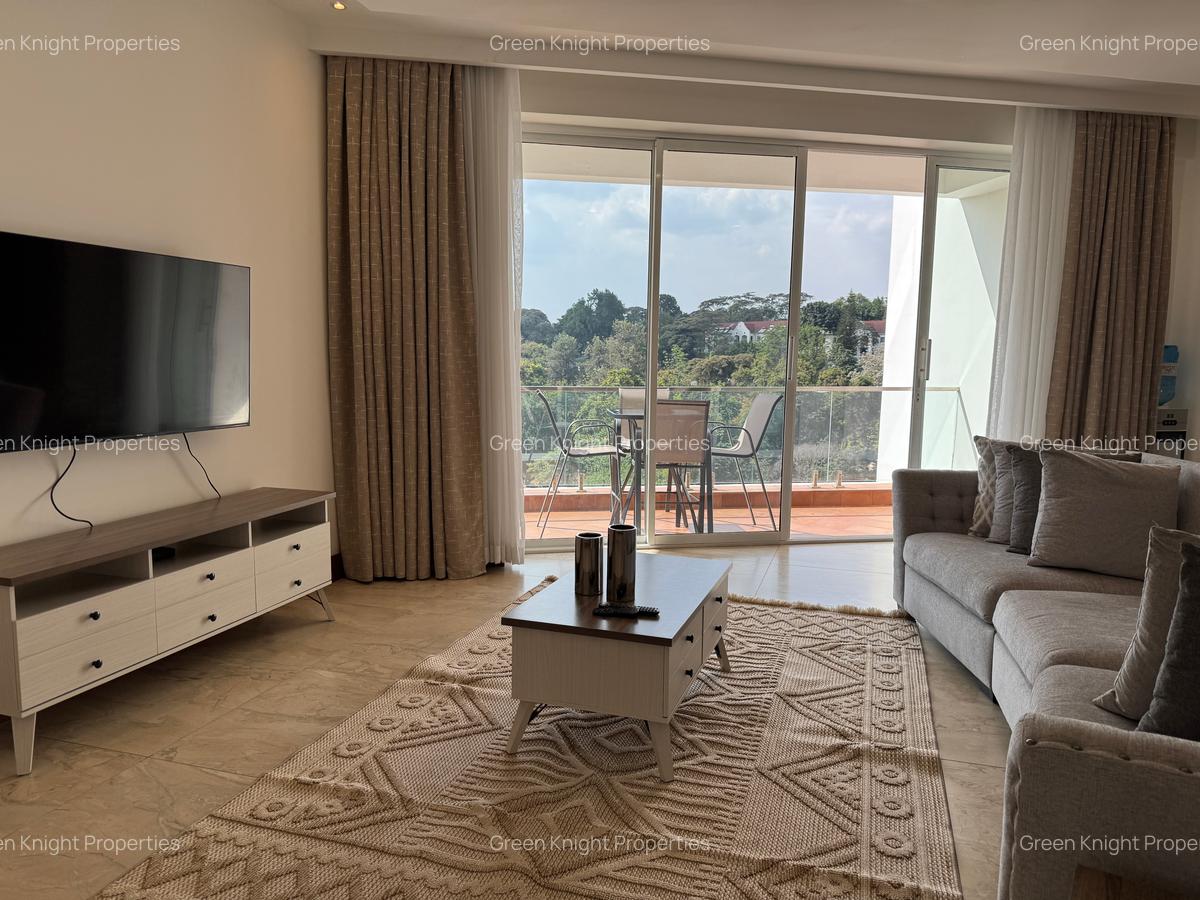 Serviced 2 Bed Apartment with En Suite in Parklands - 3