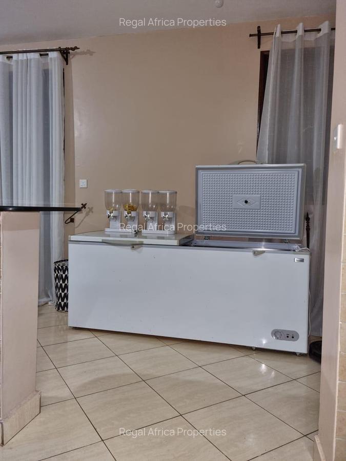 4 Bed House with En Suite in Karen - 4
