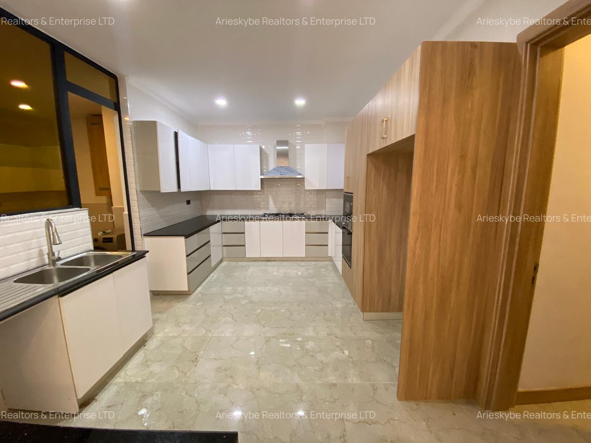 Serviced 4 Bed Apartment with En Suite in Spring Valley - 5