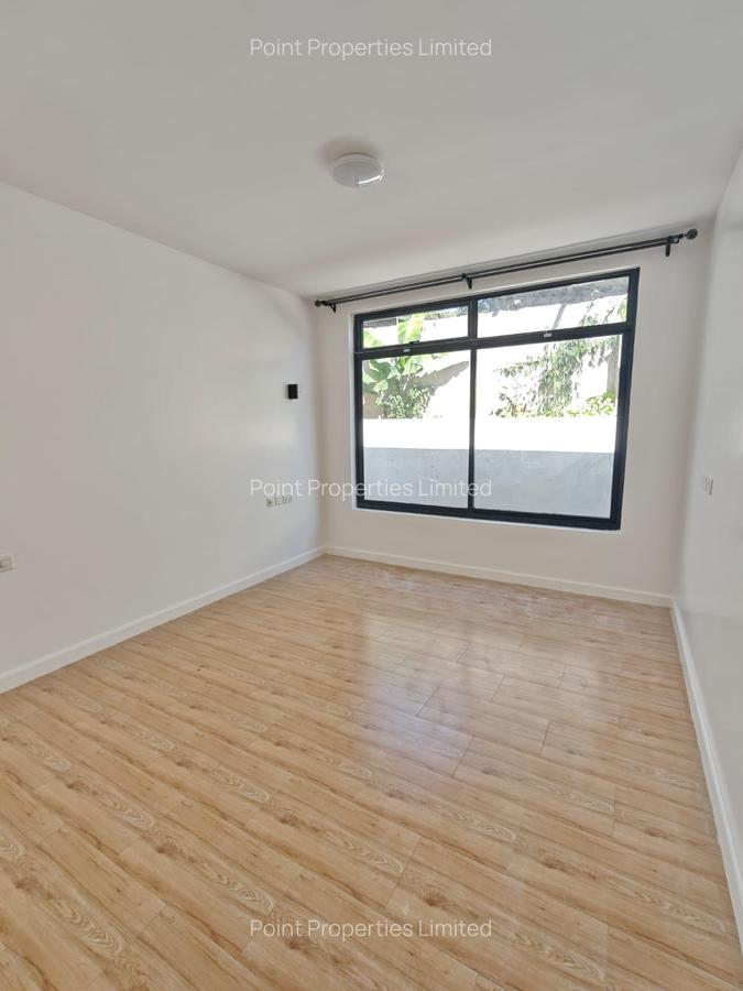 3 Bed Townhouse with En Suite in Karen - 8