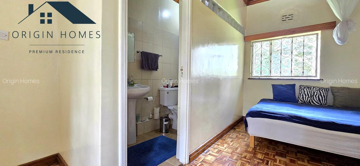 6 Bed House with En Suite at Lavington - 11