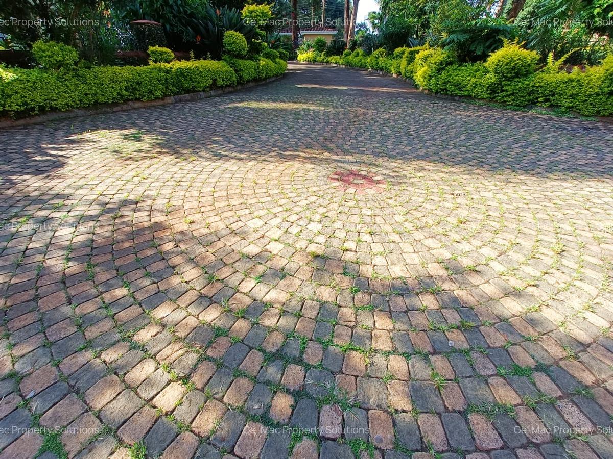 4 Bed House with En Suite in Kitisuru - 19