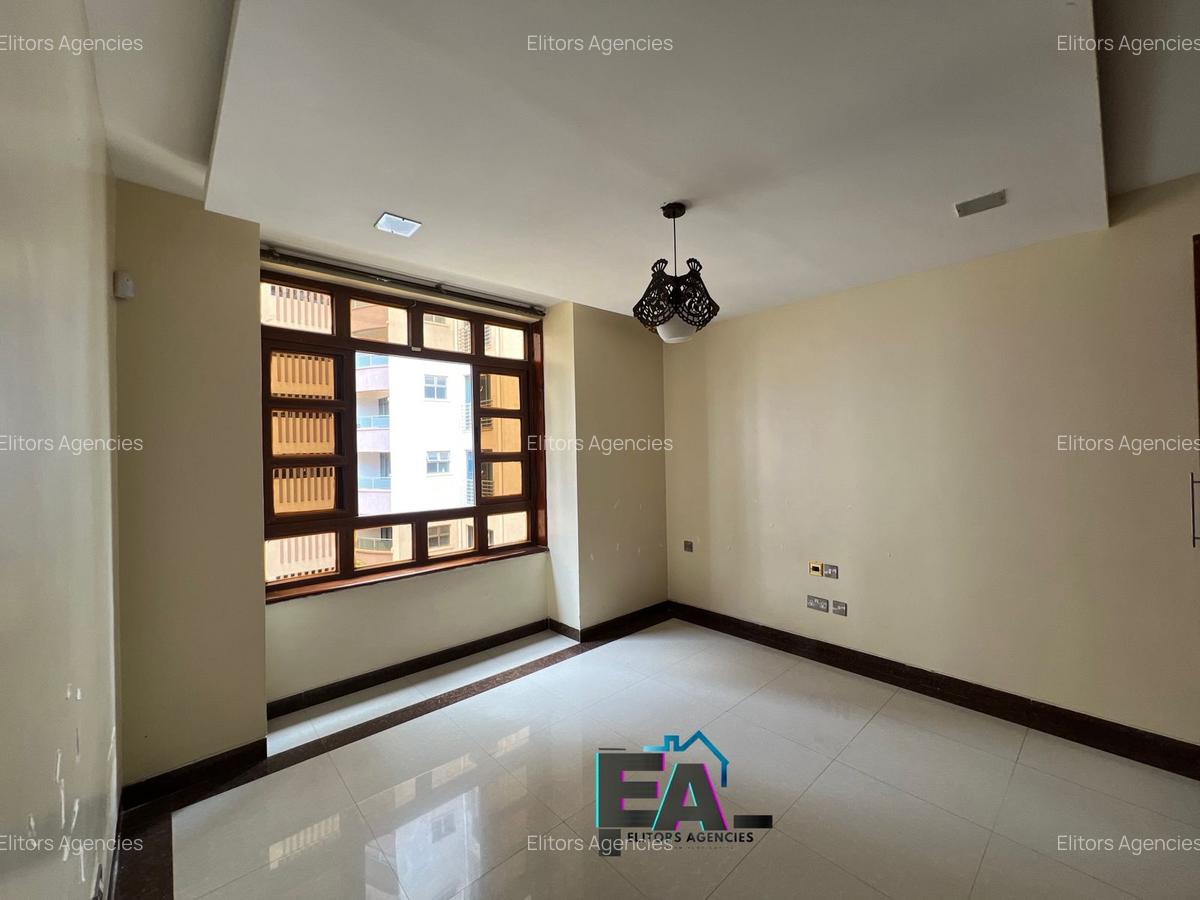 4 Bed Apartment with En Suite at Argwings Kodhek Road - 9