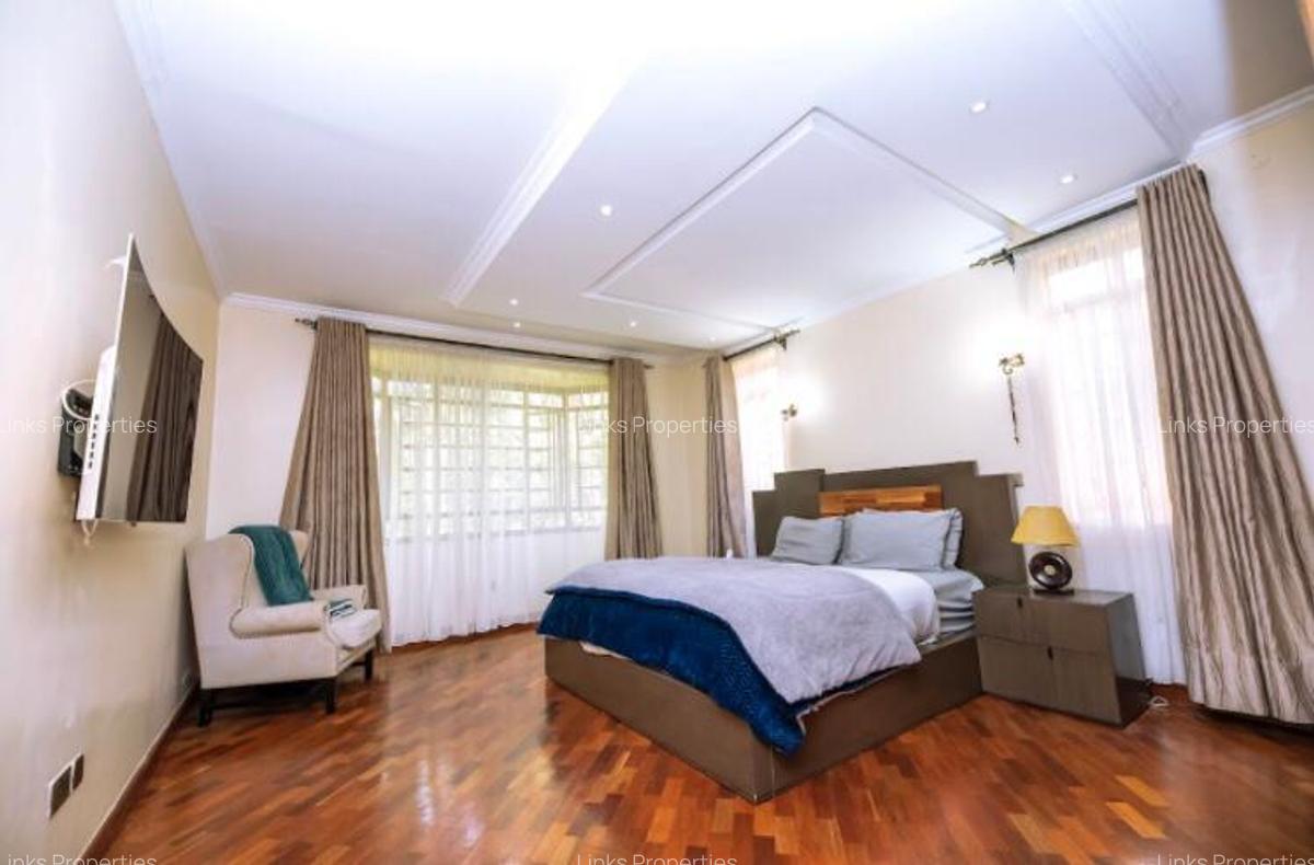 4 Bed Townhouse with En Suite at Kerarapon Road - 9