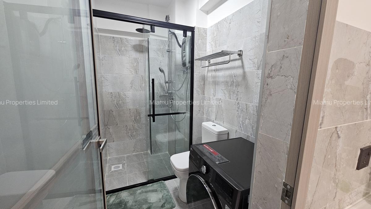 Furnished 1 Bed Apartment with En Suite at Valley Arcade - 4