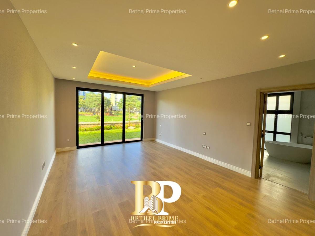 Serviced 3 Bed Apartment with En Suite in Runda - 11