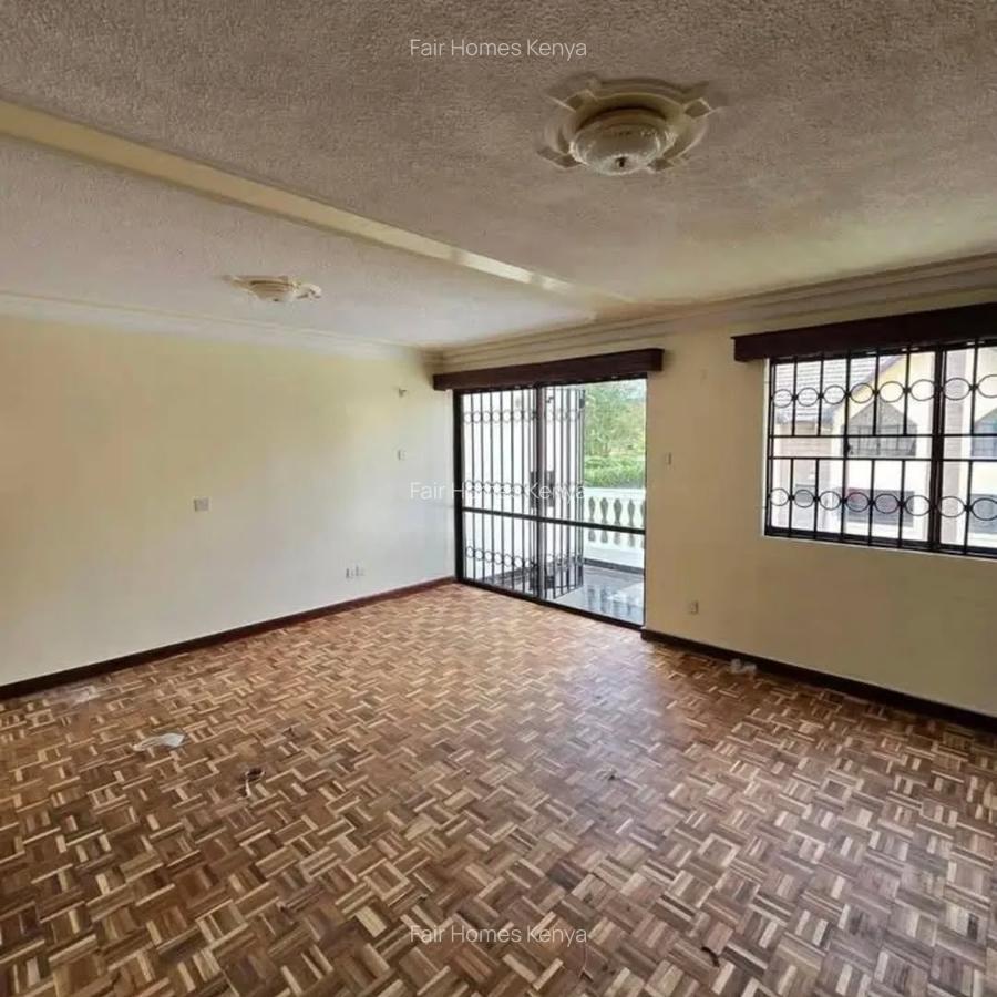 4 Bed Townhouse with En Suite at Lavington Green - 7