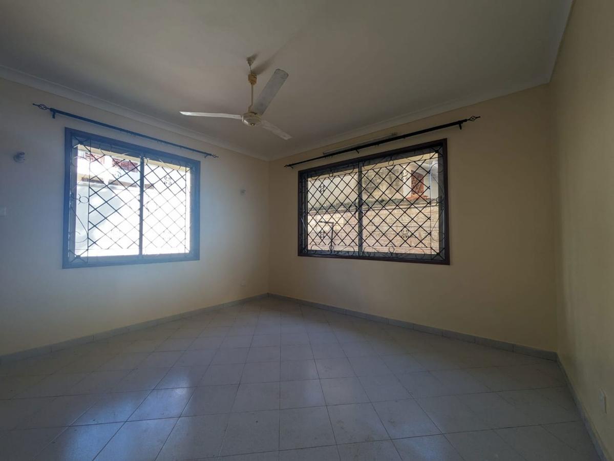 3 Bed Apartment with En Suite in Nyali Area - 7