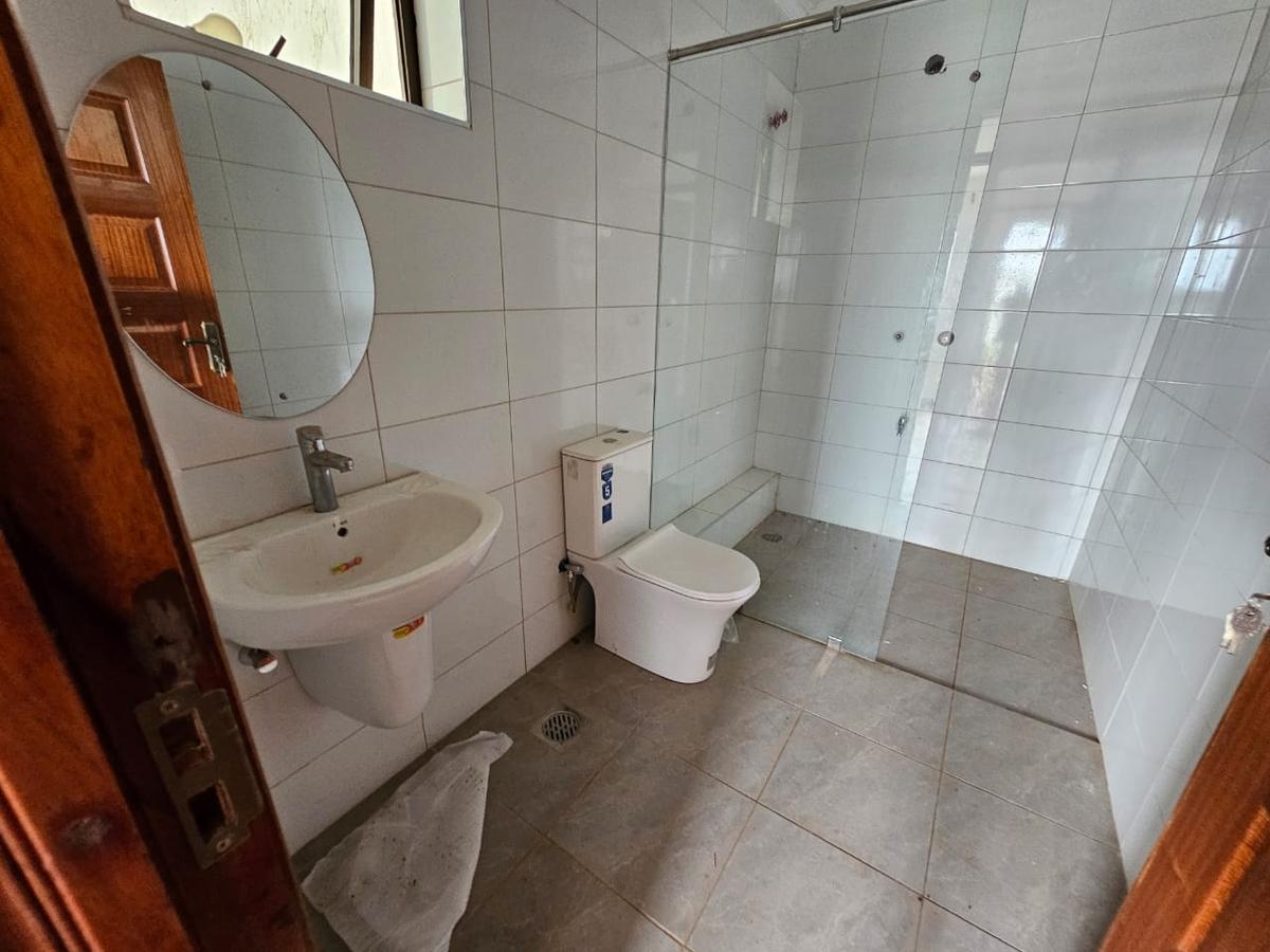 4 Bed Apartment with En Suite in Kitisuru - 6