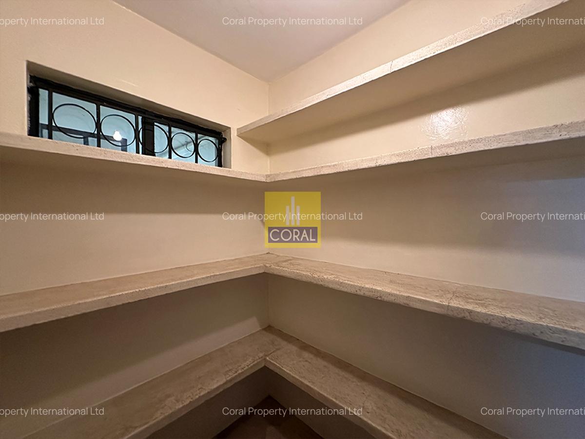 3 Bed Apartment in Parklands - 10