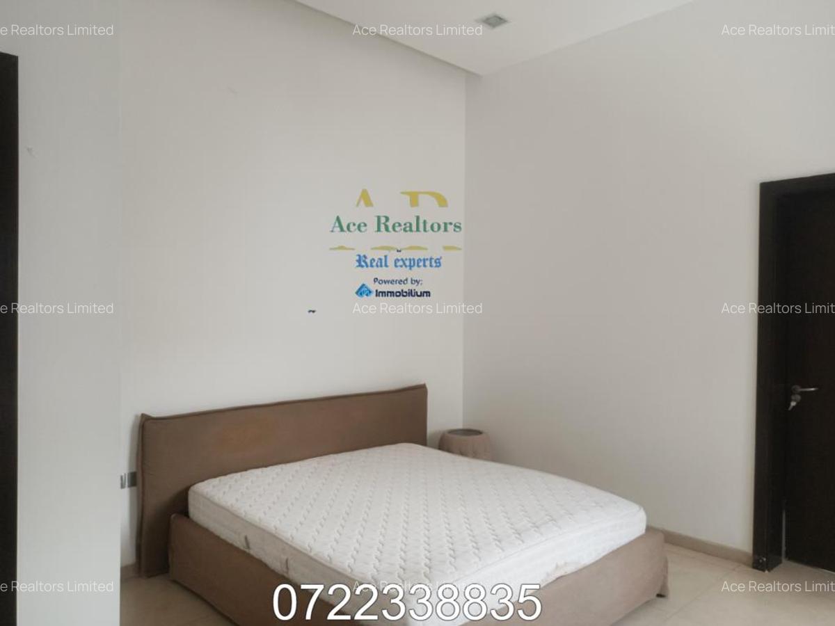 4 Bed Townhouse with En Suite at Spring Valley - 8