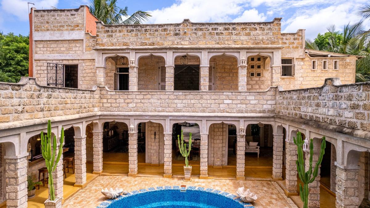 4 Bed Villa at Bofa - 9