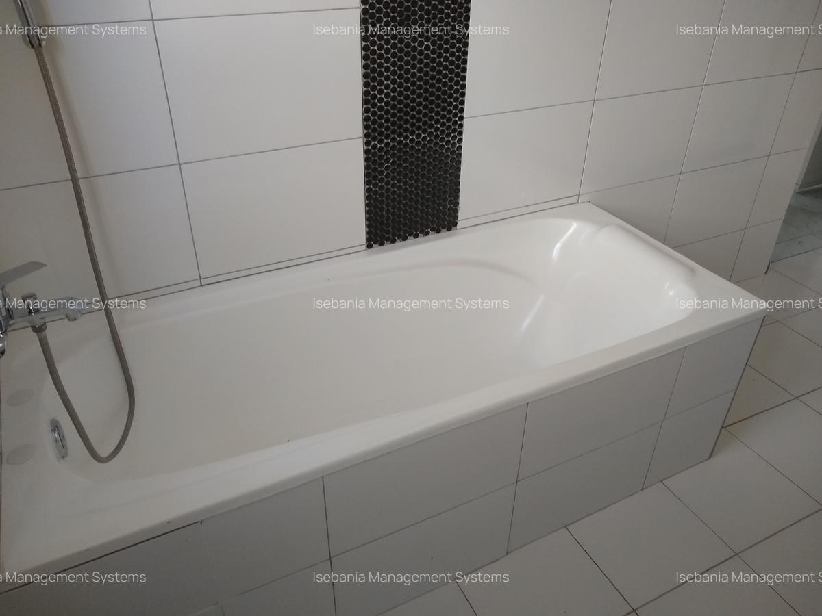 Furnished 2 Bed Apartment with En Suite at - 8