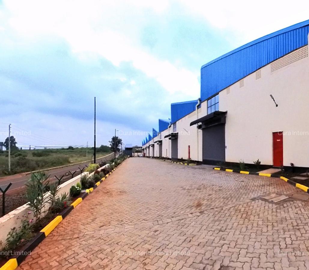 Warehouse in Tatu City - 1