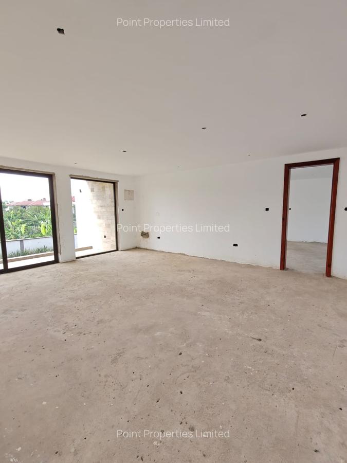 5 Bed Villa with En Suite in Karen - 15