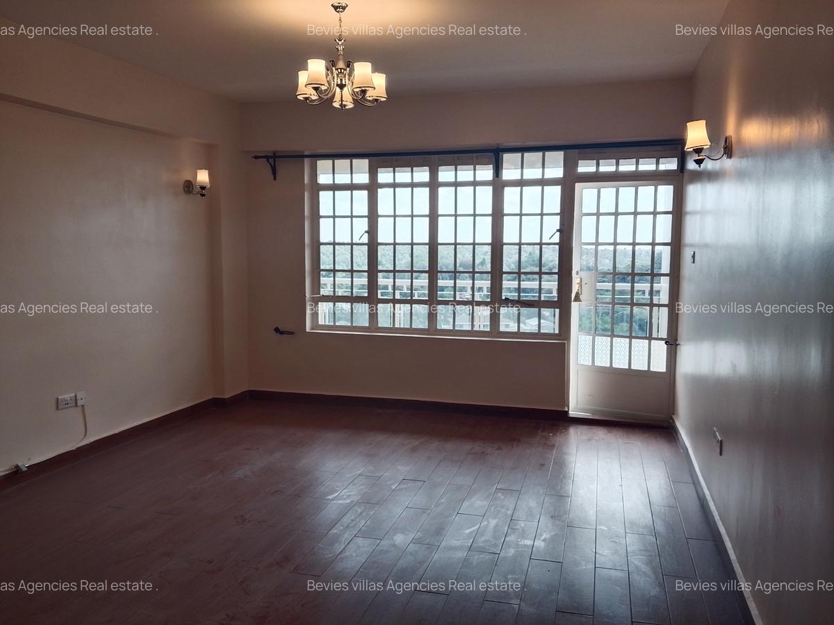 2 Bed Apartment with En Suite at Parklands - 1